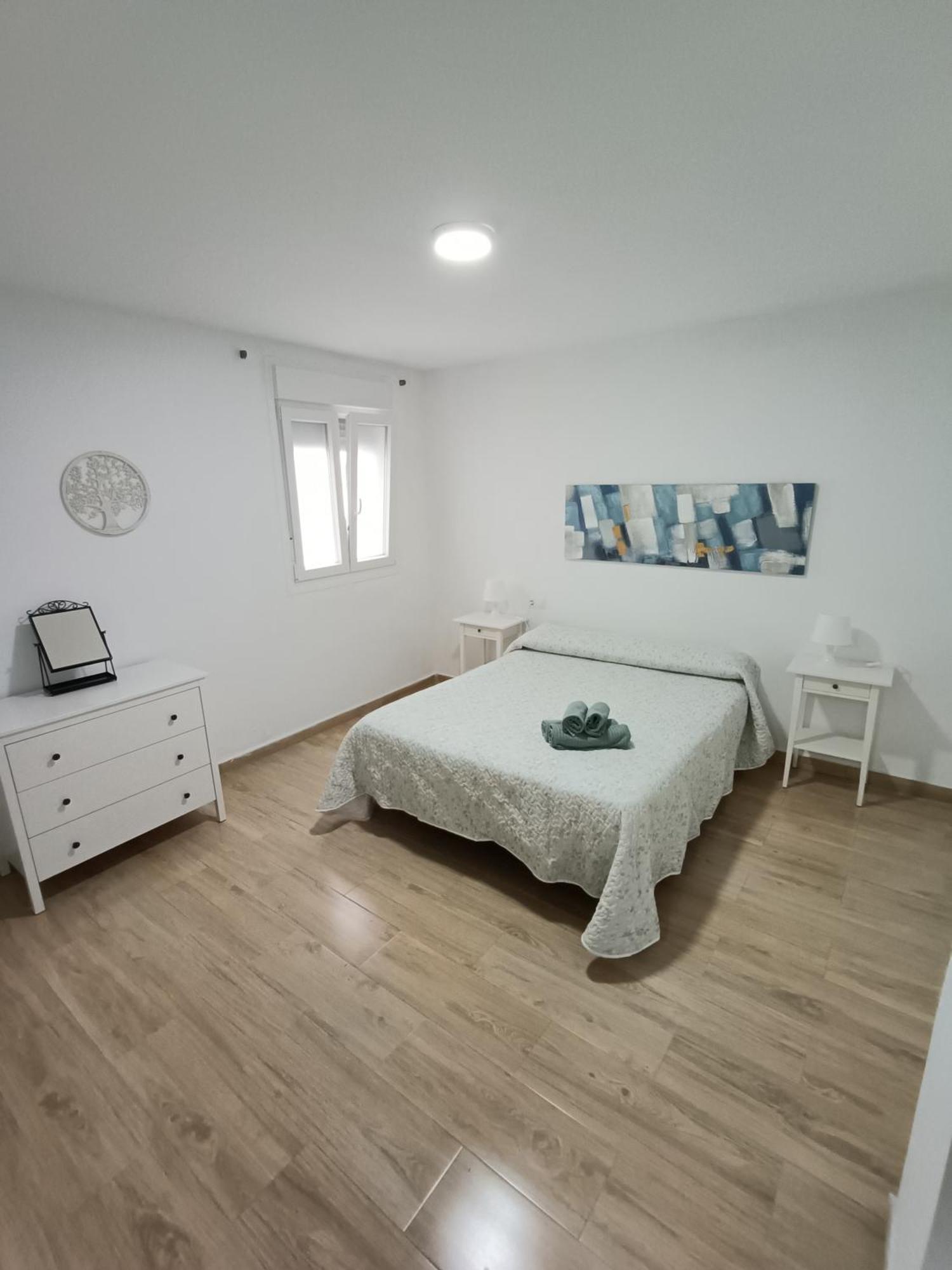 דירות קדיז Piso Avenida Junto A La Playa מראה חיצוני תמונה